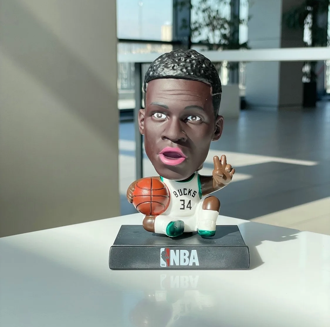 فیگور طرح NBA مدل داشبوردی ارتفاع 12 سانتی‌متر