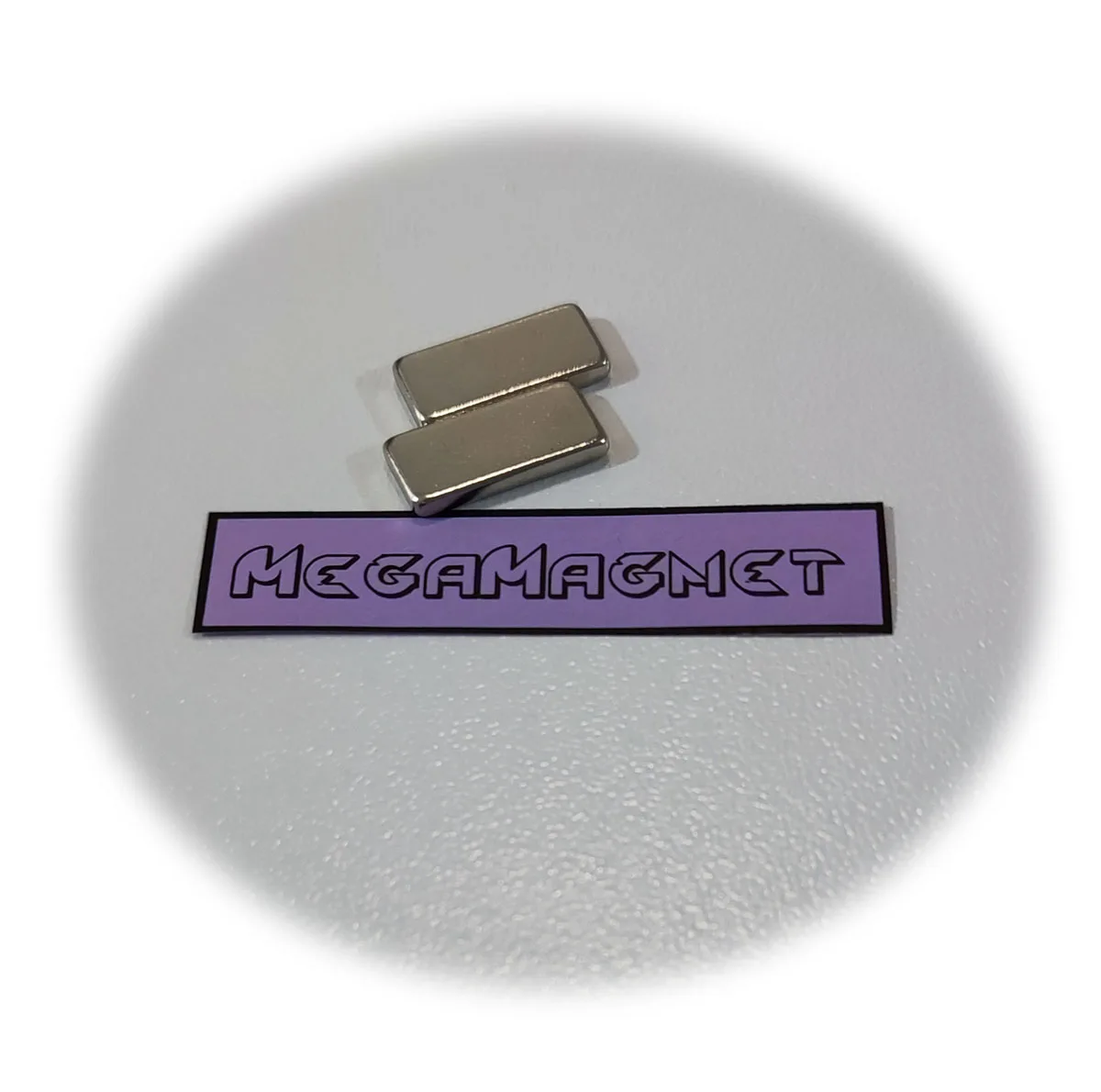 آهن ربا مدل نئودیمیوم بلوک کد B15x7x2mm بسته 20 عددی