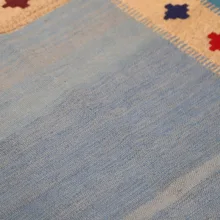 گلیم دستبافت یک ونیم متری مدل قشقایی کد 4020224 زمینه آبی