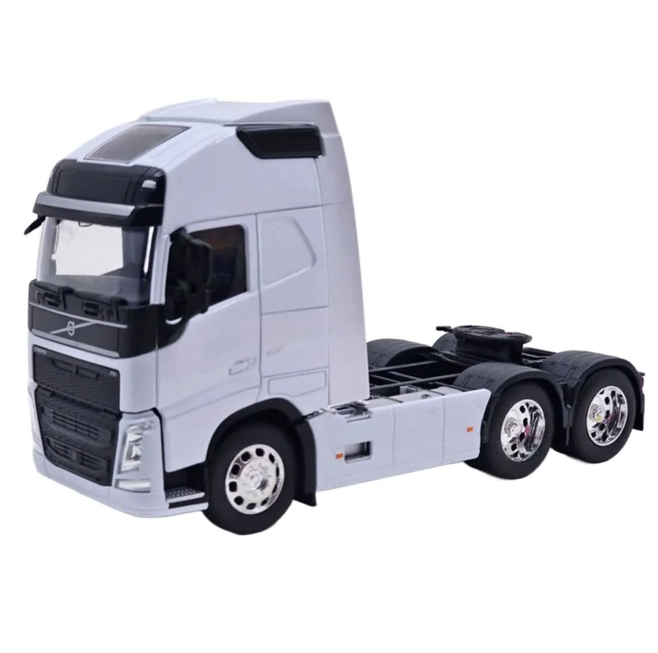 ماکت ماشین ناب سل مدل تریلی اسکانیا ولی فلزی 10چرخ کد SCALE 1:32 WELLY TRANSPORTER SCANIA V8 R730