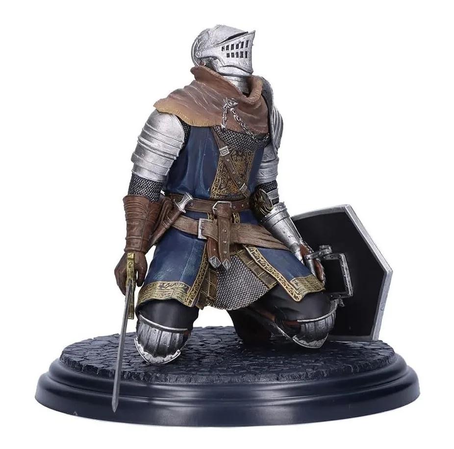 فیگور مدل دارک سولز طرح Faraam Knight کد DS898 ارتفاع 14.5 سانتیمتر