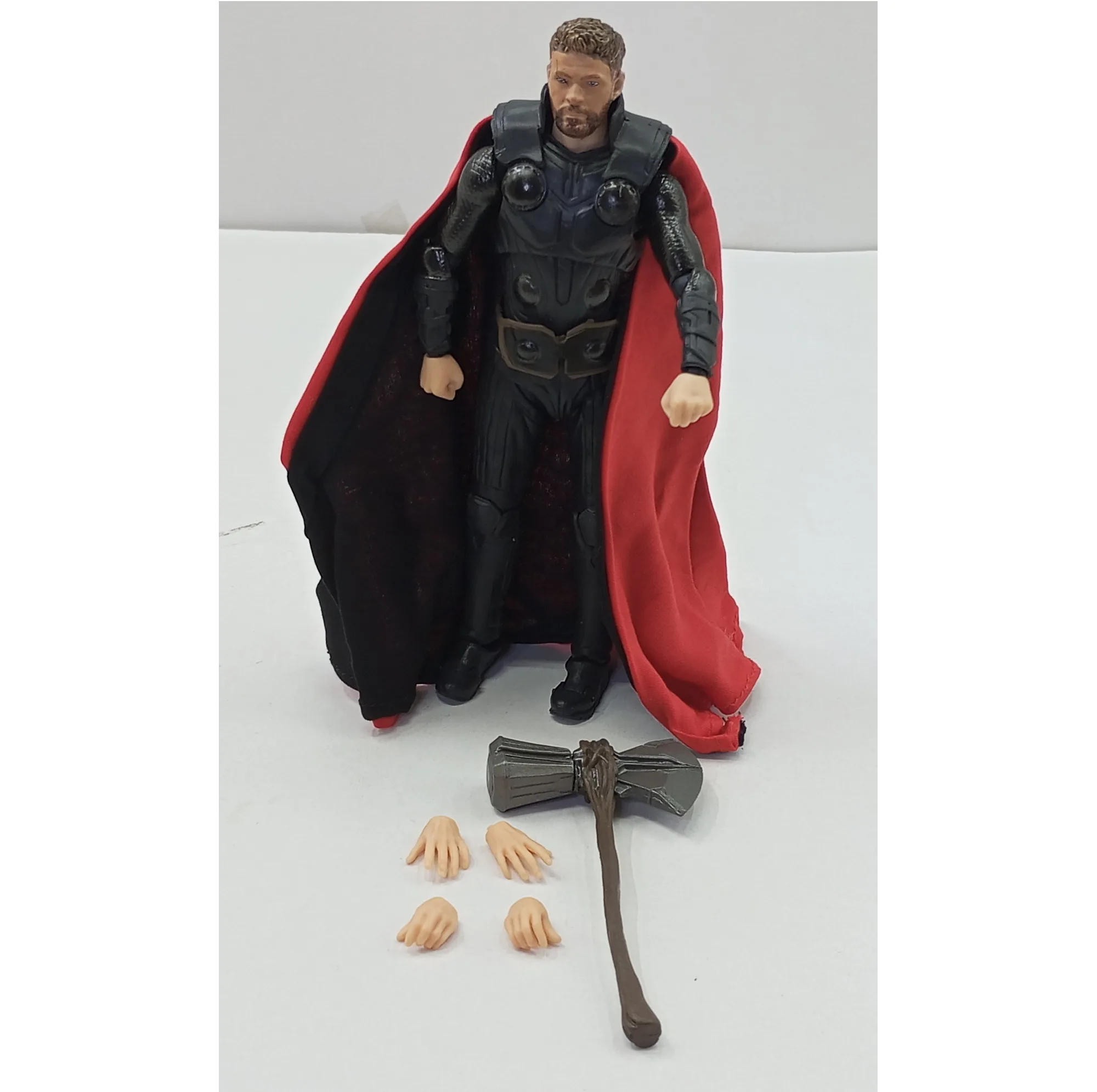 اکشن فیگورمدل THOR ارتفاع 15 سانتی‌متر  مجموعه 6 عددی