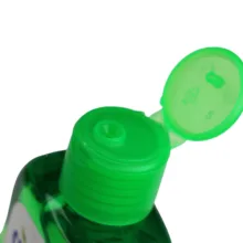 شامپو سر و بدن کودک وی کر مدل عصاره آلوئه ورا و عصاره اسطوخودوس حجم 230 میلی لیتر بسته 3 عددی