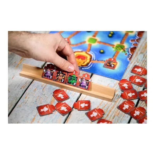 بازی فکری چهارپایه مدل TOY BATTLE طرح نبرد اسباب بازی ها