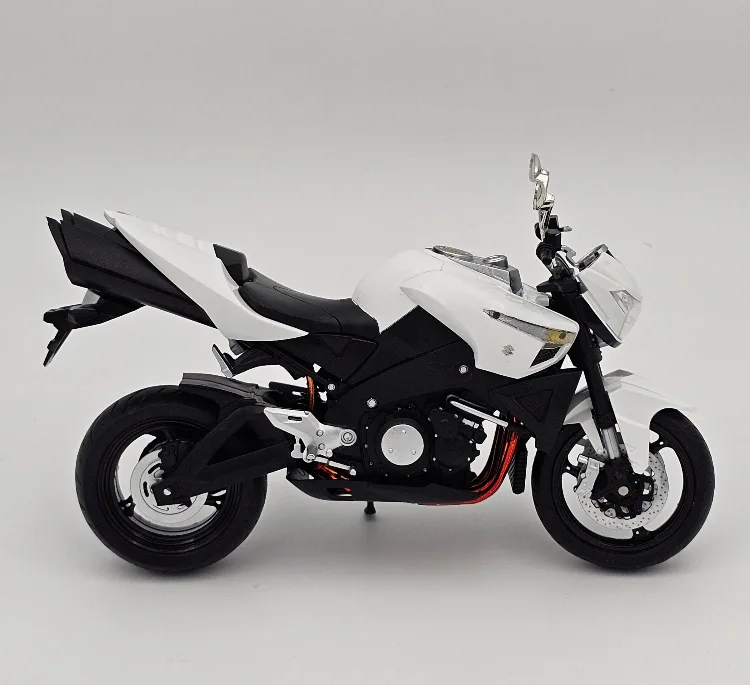 ماکت موتور مدل سوزوکی بیکینگ suzuki bking