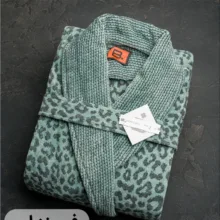حوله پالتویی مدل Panter سایز 135 سانتی متر