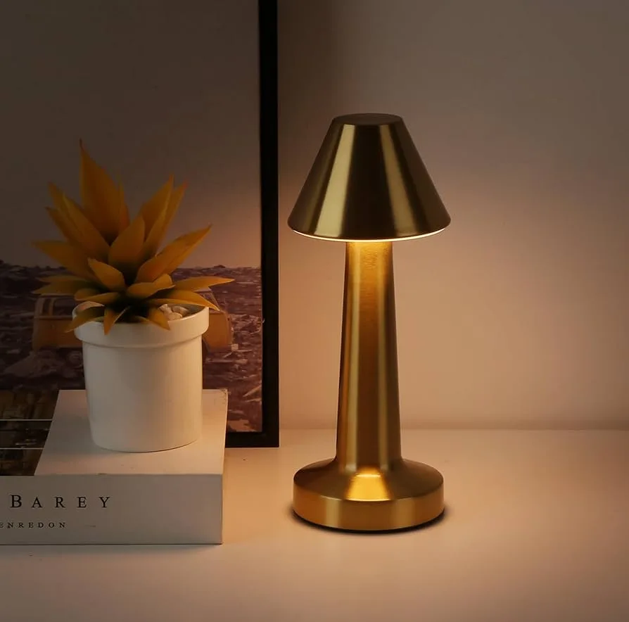 چراغ رومیزی مدل LEDdesk