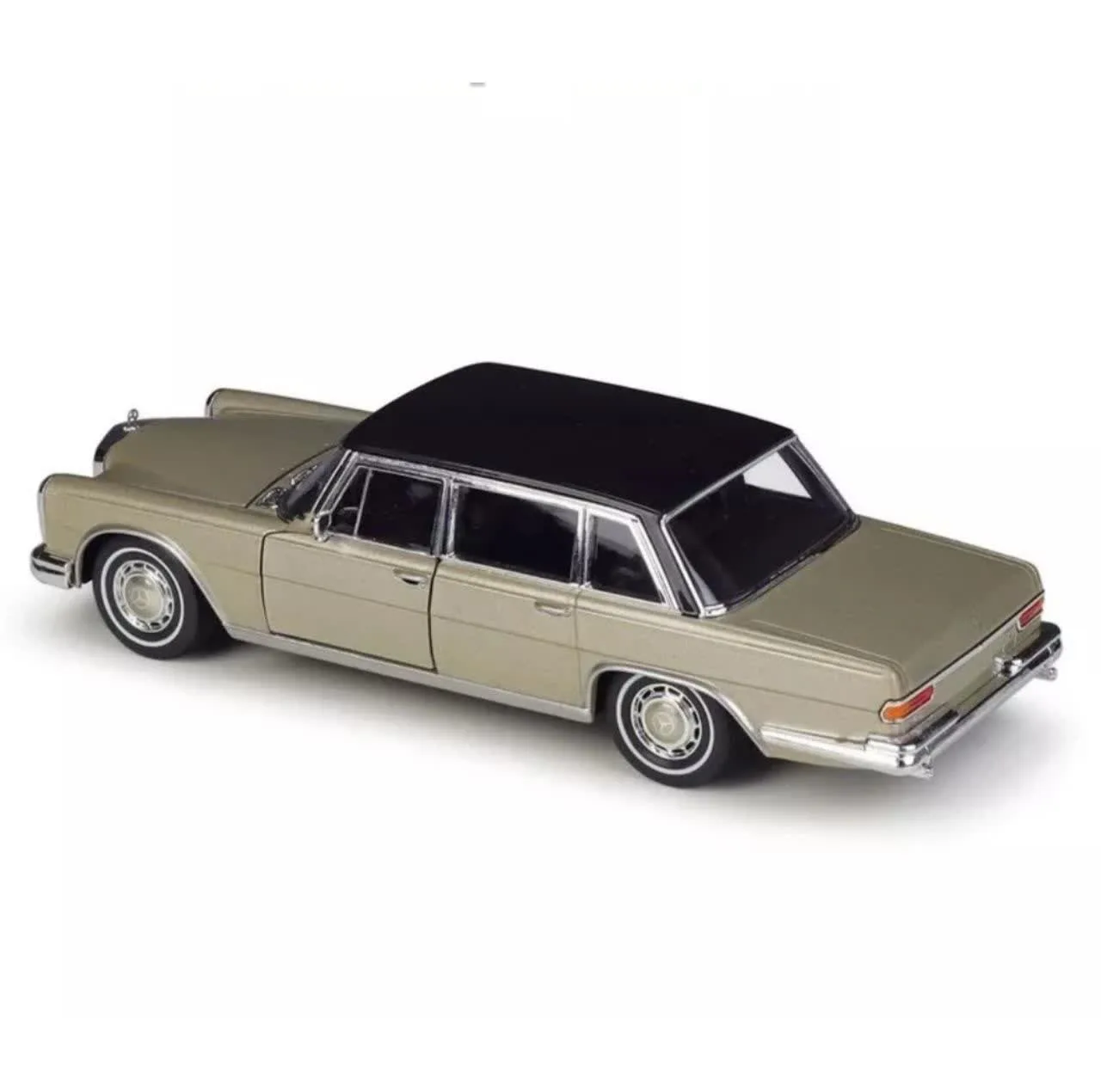 ماکت ماشین ناب سل مدل مرسدس بنز فلزی 1963 ولی کد 1:24MERCEDES BENZ600