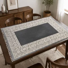 رومیزی مخمل مدل قلمکاری سنتی