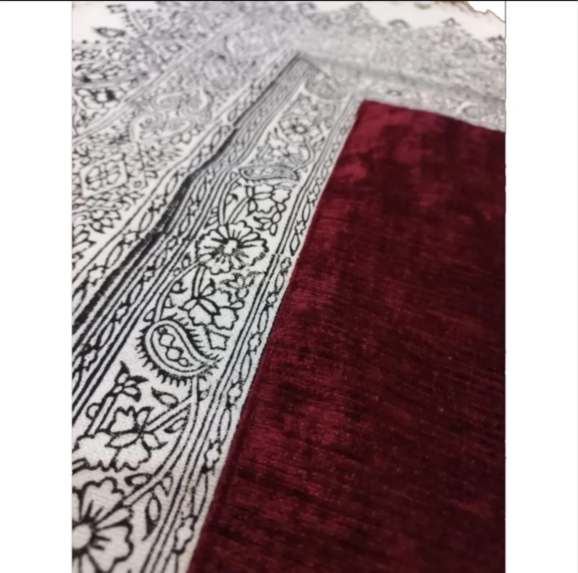 رومیزی مخمل مدل 100-100