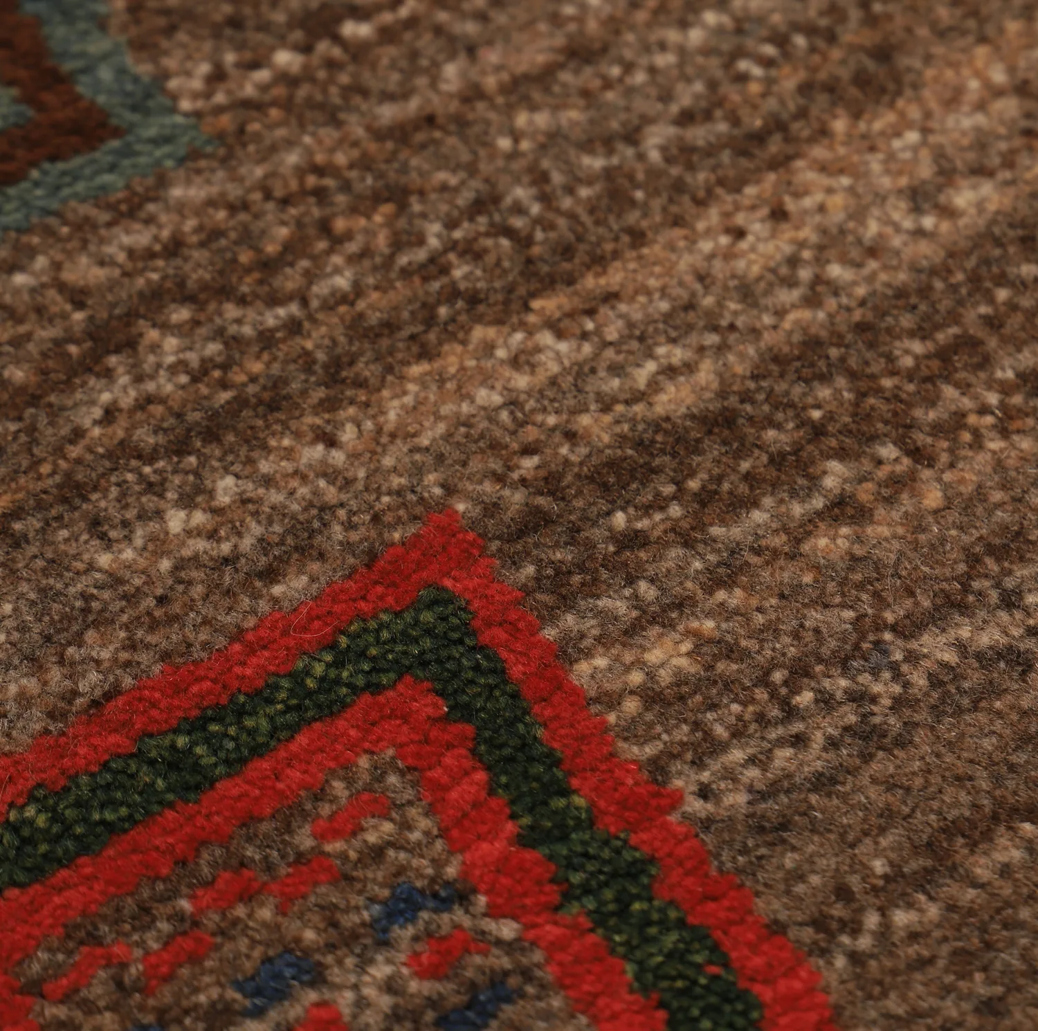 گبه دستباف یک متری طرح قشقایی کد 4040426