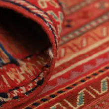 گلیم دستبافت نیم متری مدل ورنی زمینه قرمز کد 40404104