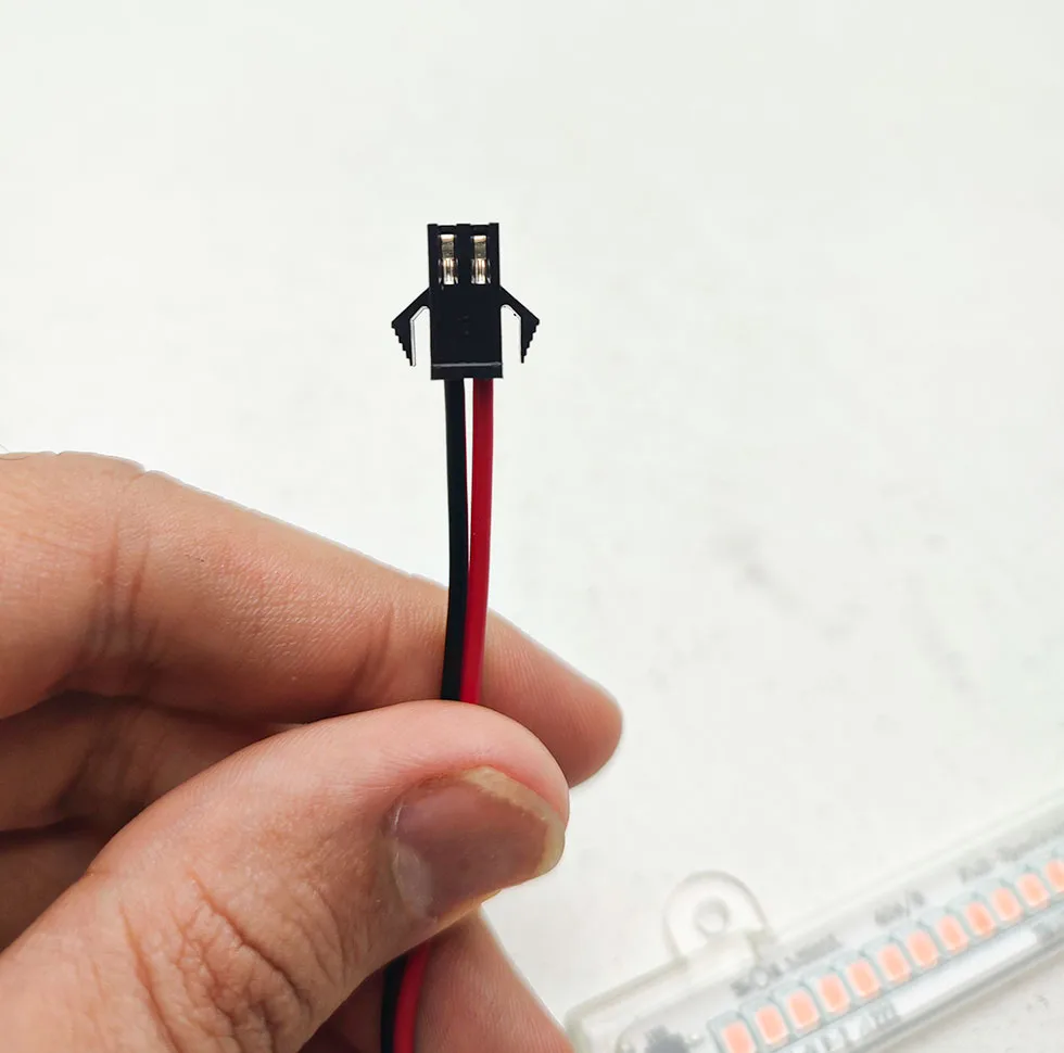 لامپ رشد گیاه 7 وات مدل فول اسپکتروم 220v طرح ریسه ال ای دی بسته 4 عددی