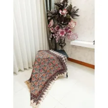 رومیزی قلمکار مدل گلدار