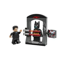 لگو 35 تکه سری DC Comics Super Heroes مدل Bruce Wayne and the Batsuit کد 30726