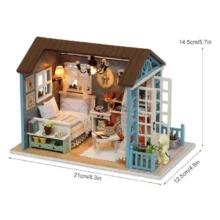 کیت ساختنی 500 تکه ناب سل مدل پازل خانه مینیاتوری چوبی چراغدار سه بعدی A-8007 کد FOREST TIMES CUTEROOM DIY HOUSE DO IT YOURSELF