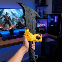 فیگور طرح کراتوس مدل شمشیر تیغههای آشوب (Blades of Chaos) ارتفاع 65 سانتیمتر