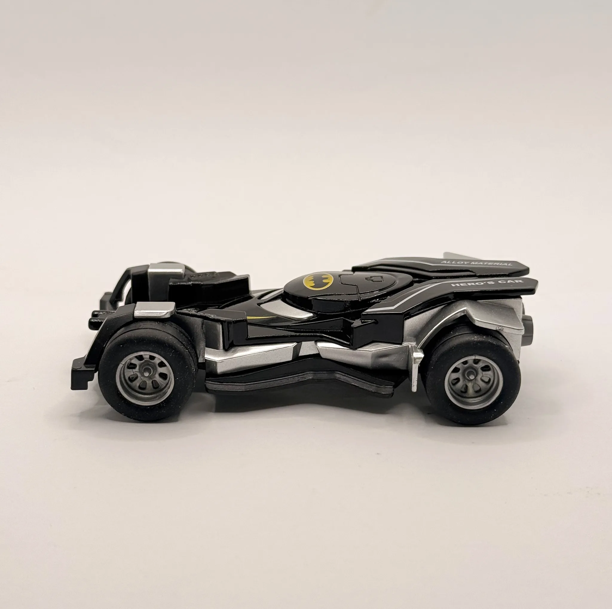 ماشین بازی مدل بتمن کد Batmobile 300
