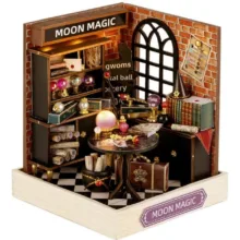 کیت ساختنی 300 تکه ناب سل مدل پازل چوبی خانه مینیاتوری چراغدار کد MOON MAGIC CUTEROOM DIY HOUSE DO IT YOURSELF