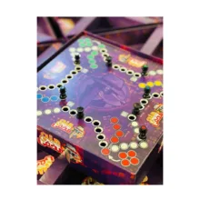 بازی فکری مدل منچ مخفی مناسب برای سن 8 سال به بالا