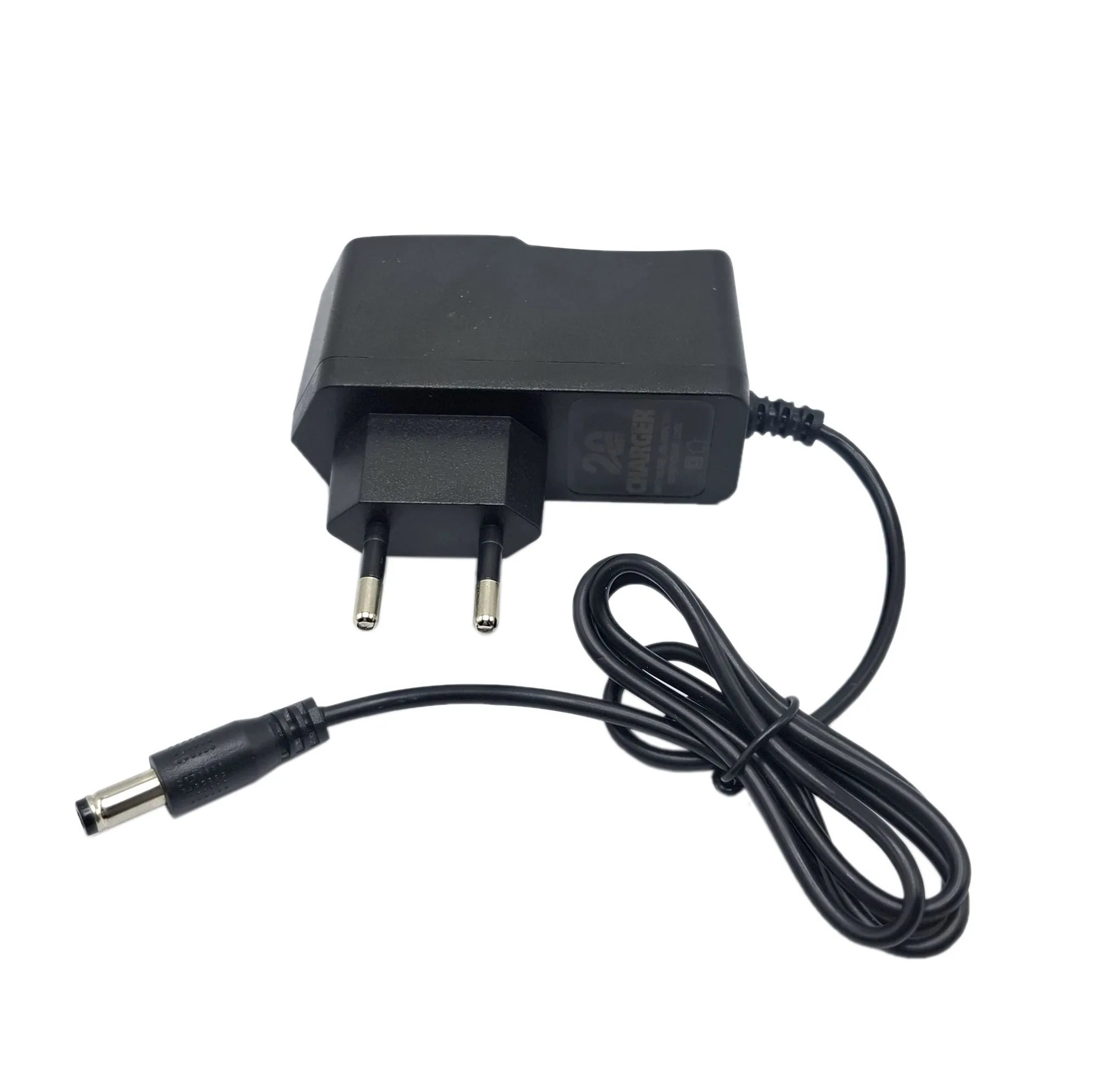 مجموعه شارژر و باتری دریل شارژی 12 ولت 1/5 آمپر بیست مدل 12V مجموعه 2 عددی