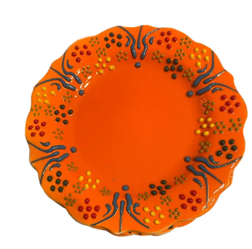 بشقاب میناکاری مدل نقش برجسته طرح لب کنگره ای کد 137 بسته 6 عددی