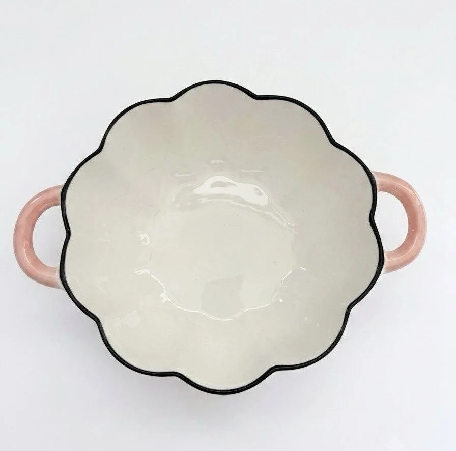 کاسه طرح خال دار