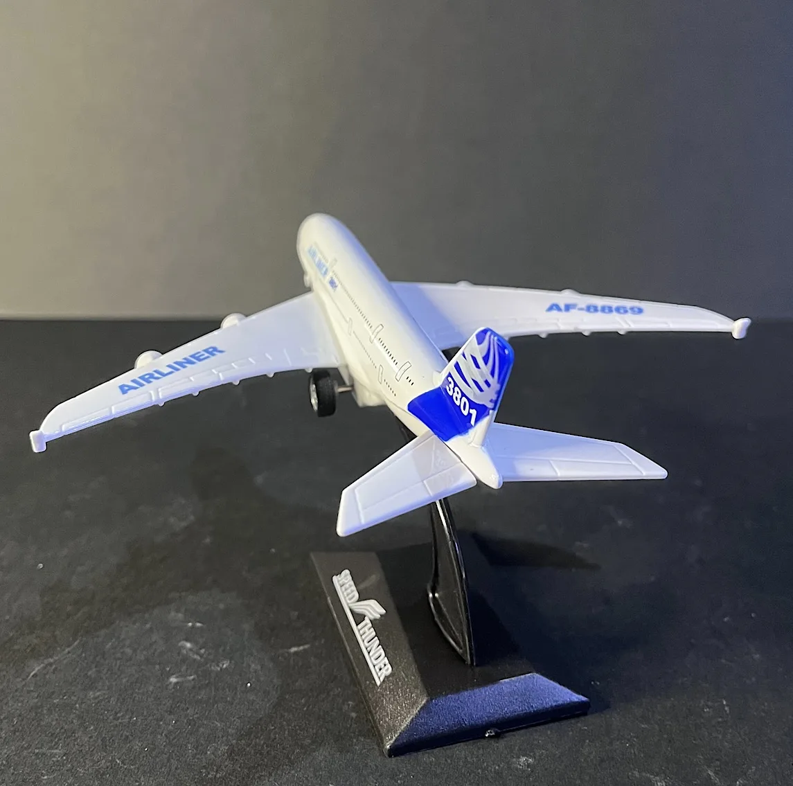 ماکت هواپیما مدل ایرباس A380