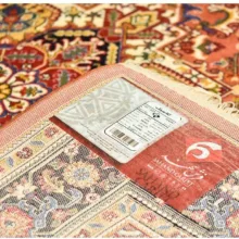 فرش ماشینی سهند کد V104.8U زمینه گلبهی