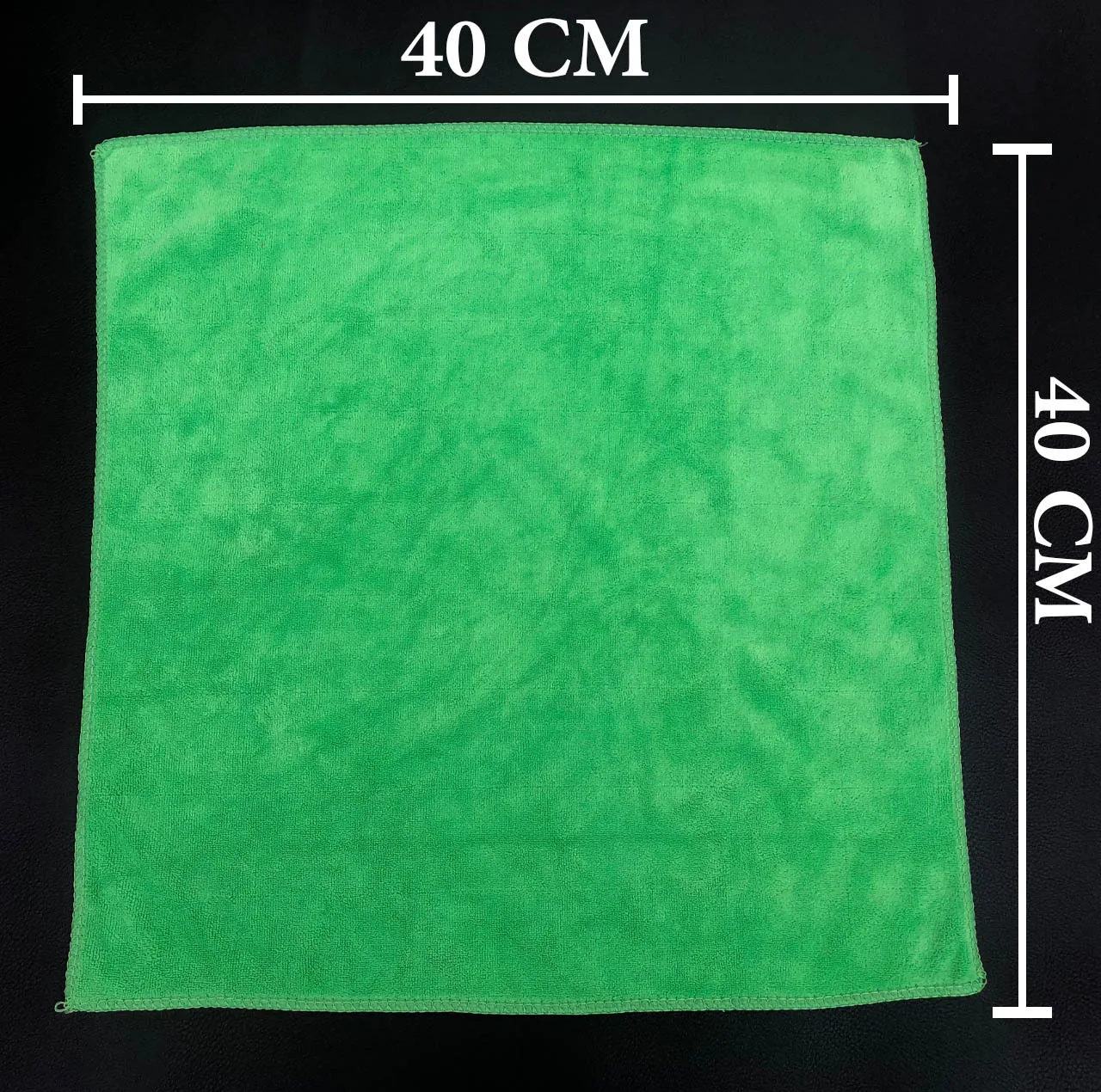 دستمال میکروفایبر نظافت خودرو لاکچری چرم مدل LC-P400 بسته 4عددی