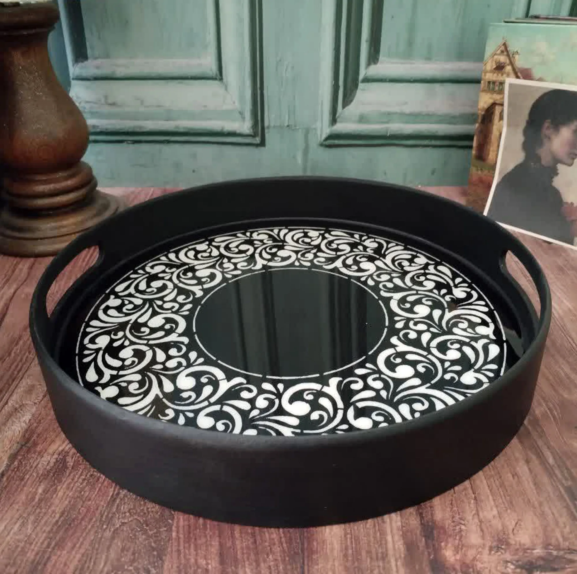 سینی دسته دار مدل ترنگ سایز 33*33 سانتی متر