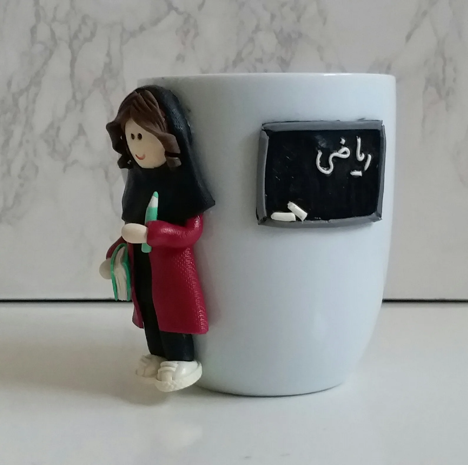 ماگ سرامیکی مدل دختر معلم کد 01017