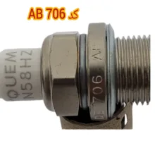 شمع خودرو اکیوم مدل تک پلاتین پایه بلند کد RFN58HZ بسته 4 عددی