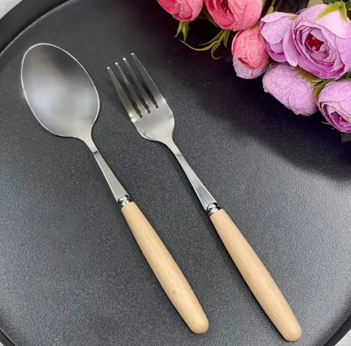 سرویس قاشق و چنگال 12 پارچه 6 نفره مدل دسته چوبی G12