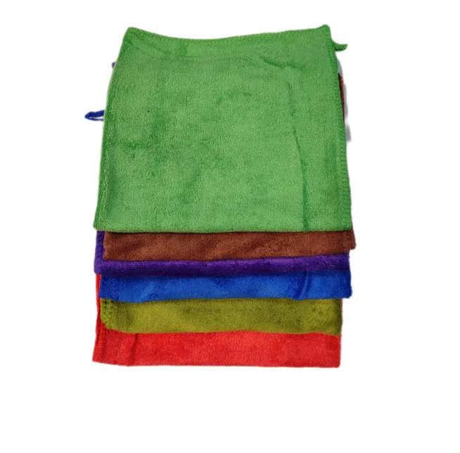 دستمال نظافت خودرو میکروفایبر ویراگیتا مدل همه کاره سایز 30x30 سانتی متر مجموعه 6 عددی