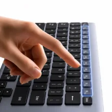 کیبورد بی سیم یوگرین مدل K552-75163