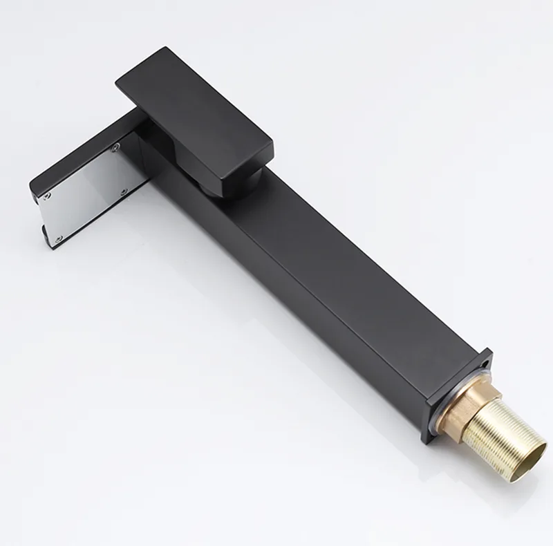 شیر روشویی مدل لوکس LED-B