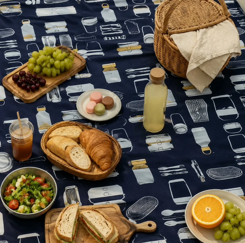 سفره 4 نفره مدل TCA080503 طرح آشپزخانه سایز 88×88 سانتیمتر