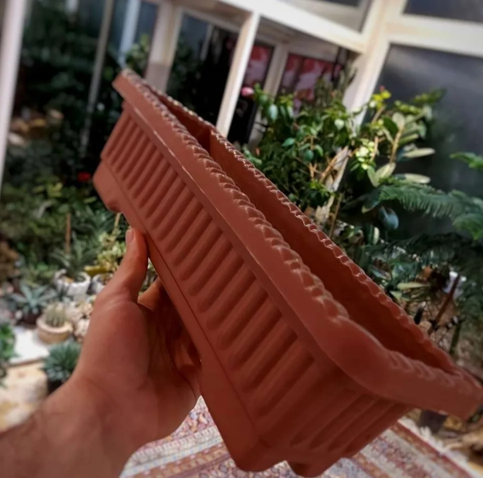 گلدان مدل پلاستیکی مستطیلی واریور کد 36 بسته چهار عددی