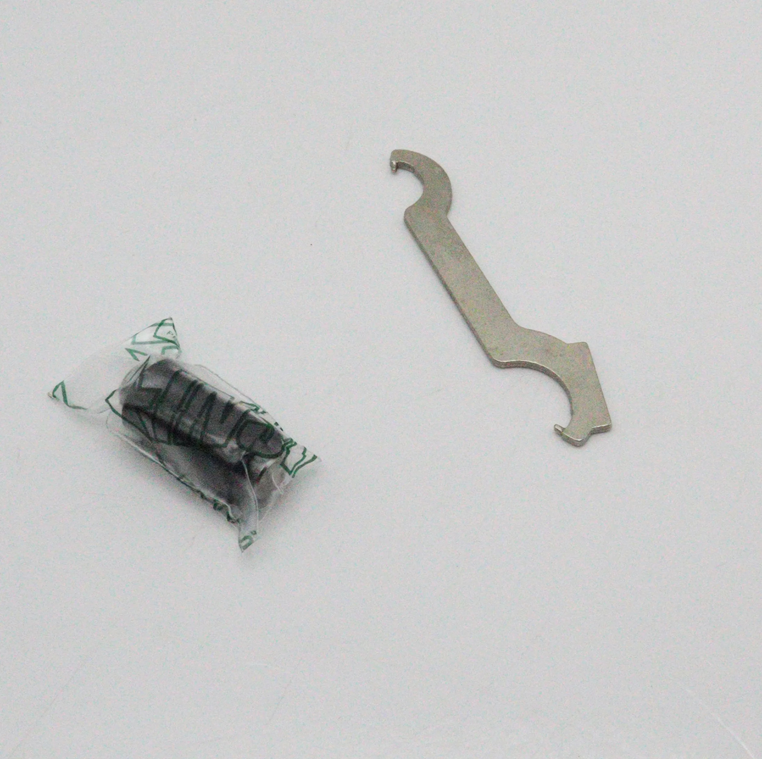 میکرومتر بیرون سنج اینسایز مدل YP-3203-50A-25-50x0.01MM گستره 25-50 میلی متر