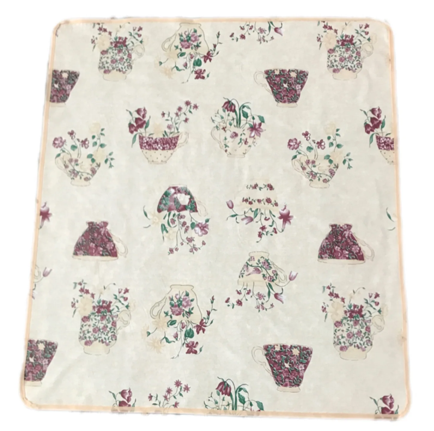 سفره 12 نفره مدل ماژستیک طرح 2 رو کد 04 سایز 250×140 سانتی متر