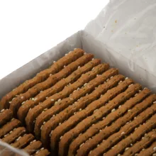 بیسکویت با آرد جو با تزیین کنجد و شوید نادری - 600 گرم