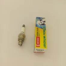 شمع موتور سیکلت دنسو مدل IUF22