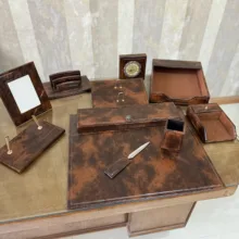 ست ۱۰ تکه لوازم اداری رومیزی مدل مدیریتی چرم ابر و باد کد 710