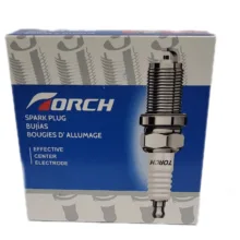 شمع خودرو تورچ مدل تک پلاتین پایه کوتاه کد K6RTC بسته 4 عددی