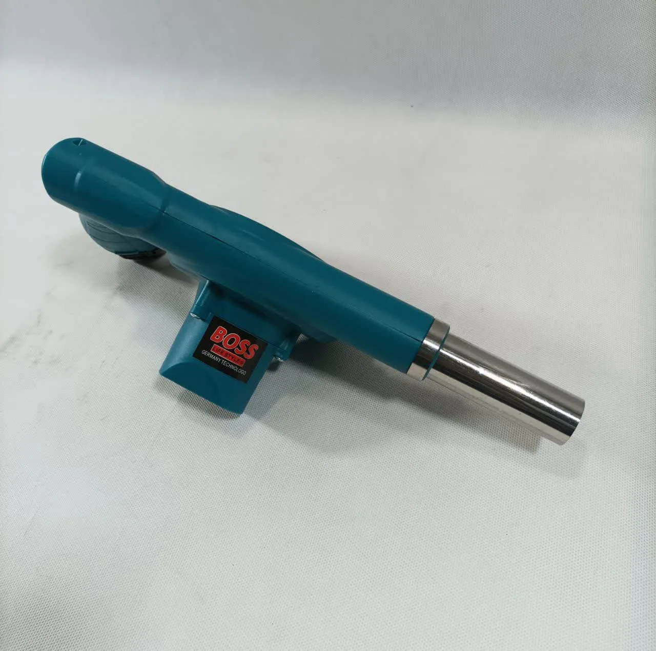 دستگاه دمنده باس مدل 18V