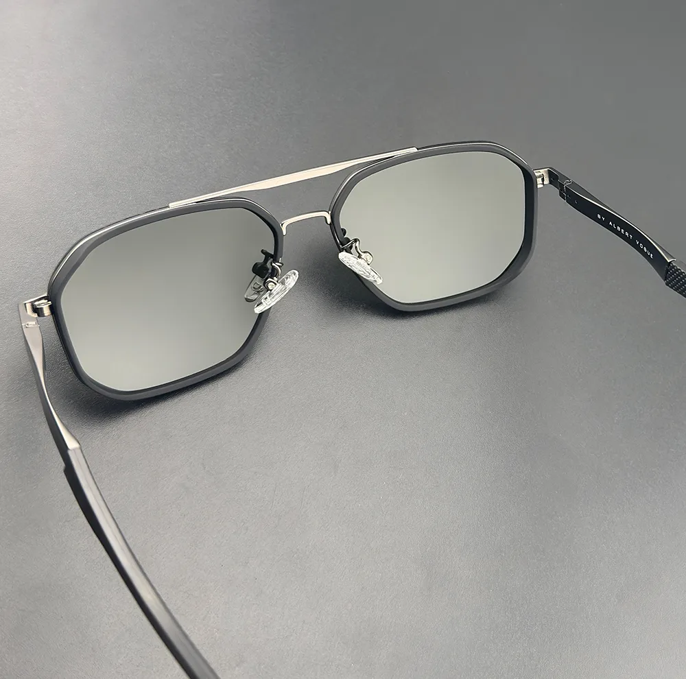 عینک آفتابی زنانه و مردانه آلبرت وگ مدل S15102C3 Avantgarde Visionary