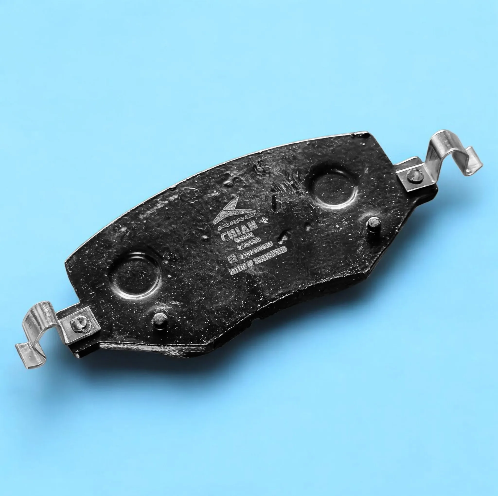 لنت ترمز جلو خودرو کویین چیان مدل 002079 دو جفت مناسب برای کی ام سی X5