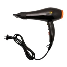 سشوار حرفه‌ای رمینگتون مدل RE-3082 با موتور AC، توان 9000 وات، تنظیم دما در دو حالت، تنظیم سرعت در دو حالت، سری کاهش وز مو و به‌همراه متمرکزکننده باریک