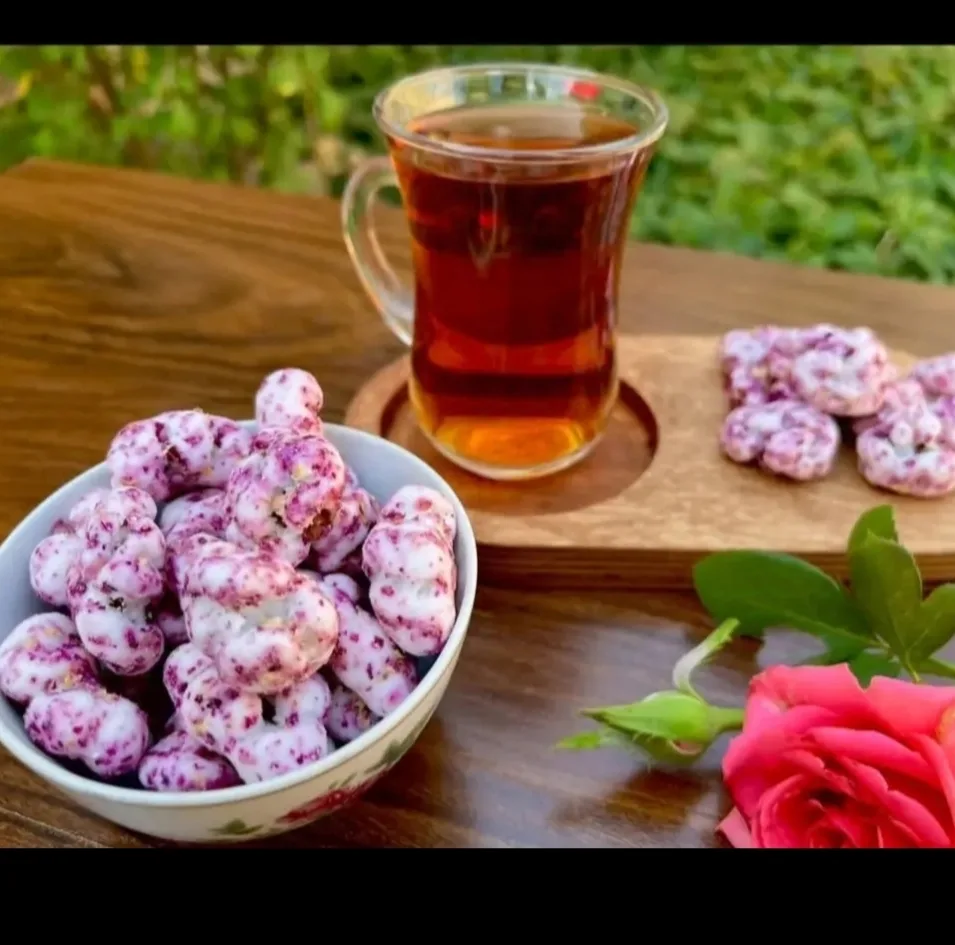 نقل ارومیه گردویی گل محمدی بهار - 500 گرم بسته 10 عددی